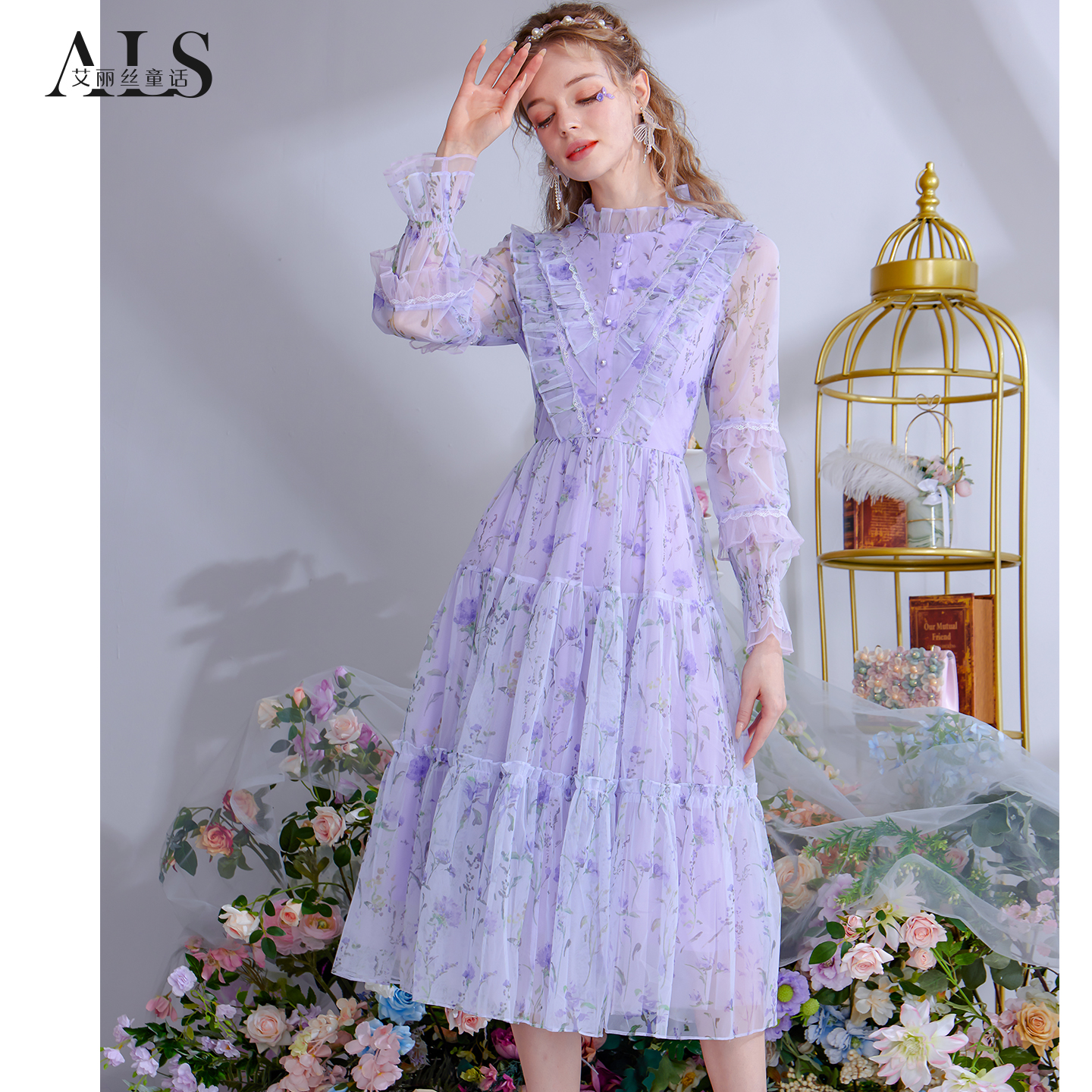 2025年秋季新款法式复古连衣裙