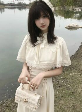 法式白色蕾丝立领公主泡