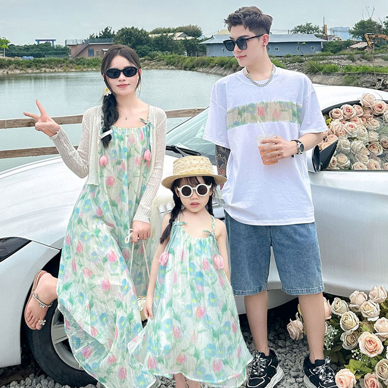 度假亲子装一家三口短袖沙滩裙夏