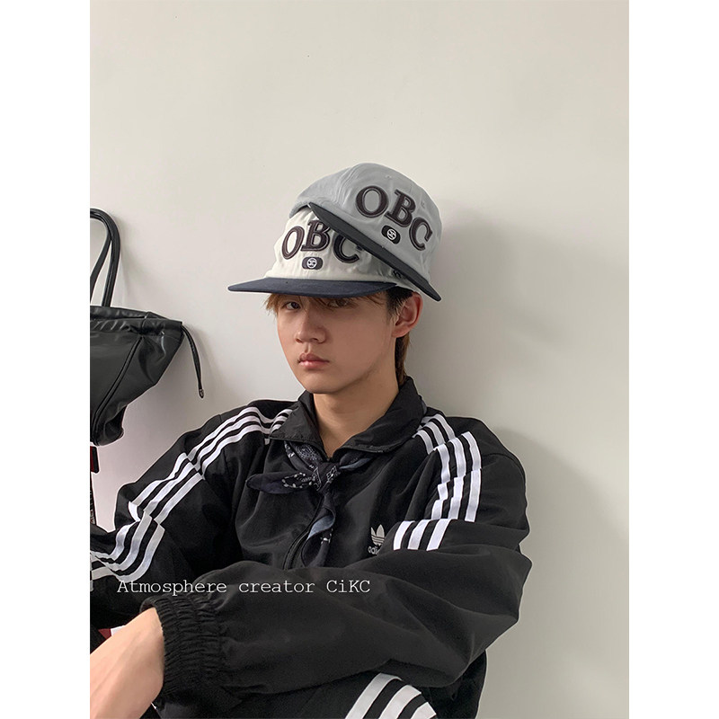 韩国设计师款小众平沿鸭舌帽