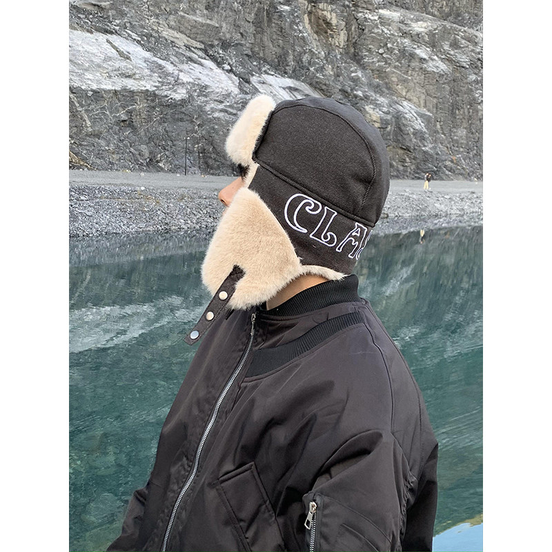 jujuju保暖的额雷锋帽！不怕冷咯