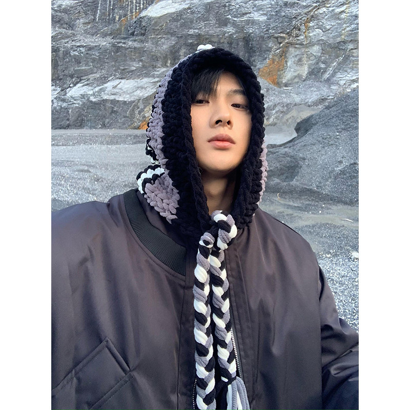 ju好看的暗黑风巴拉克拉法帽