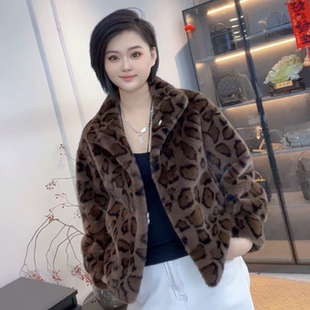 仿水貂毛绒外套皮毛一体短款 外套豹纹环保毛毛女皮毛一体皮草外套