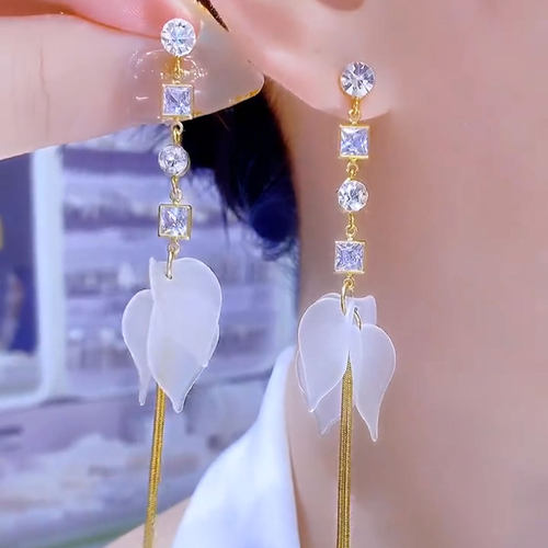 撤柜法式高端风微镶百合花瓣耳钉长款流苏显脸瘦耳坠小众设计时尚