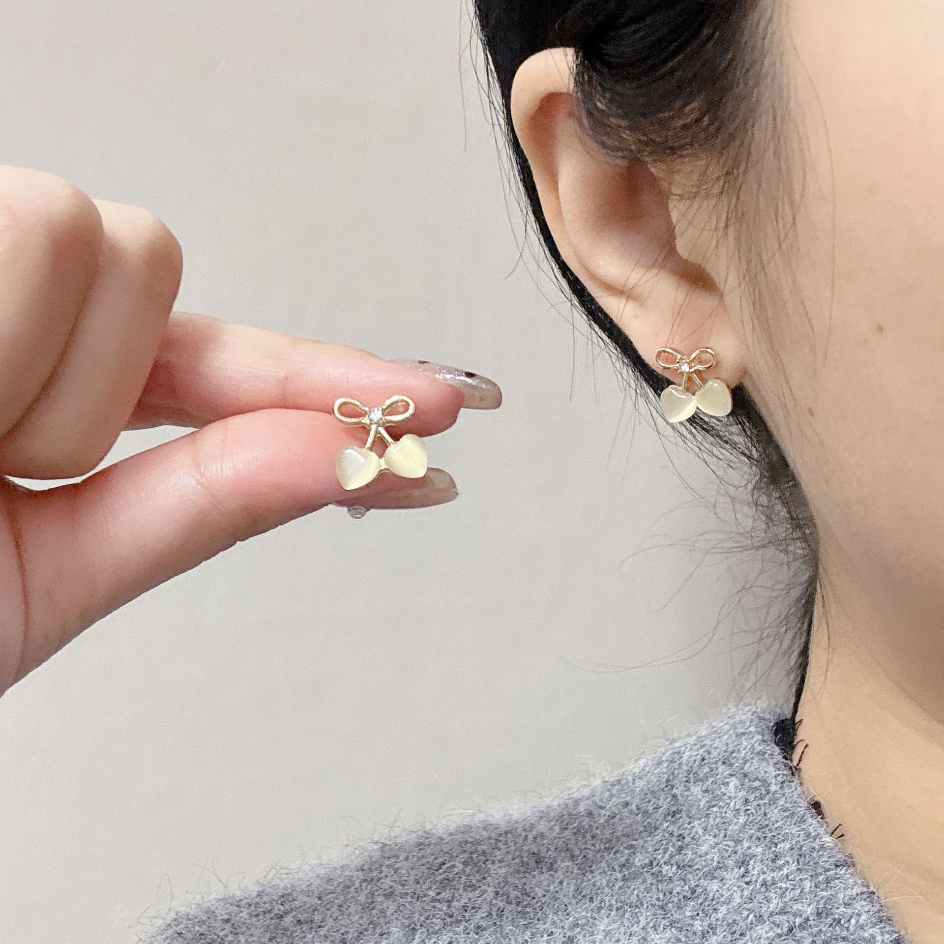 撤柜简约蝴蝶结爱心猫眼石耳钉女气质小众设计感耳环网红耳饰耳坠