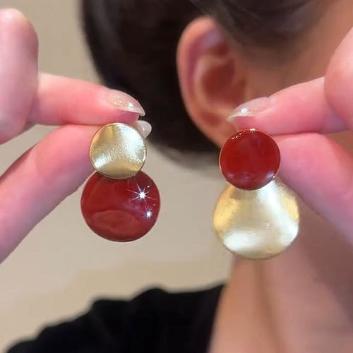 撤柜新款安可拉红不对称撞色圆片耳钉港式复古风耳坠轻奢高级耳饰