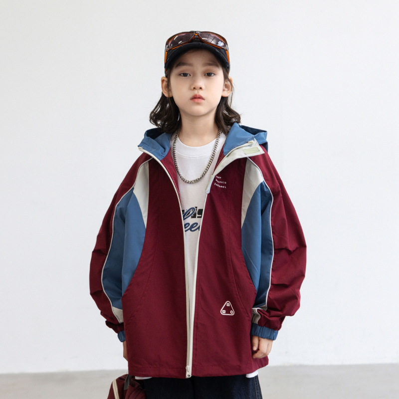 德国儿童装男童装风衣外套新款款中大童季男孩酷帅冲锋衣