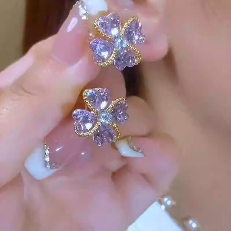 撤柜新款耳环紫色花朵高级感设计轻奢时尚四瓣爱心花朵优雅耳钉耳
