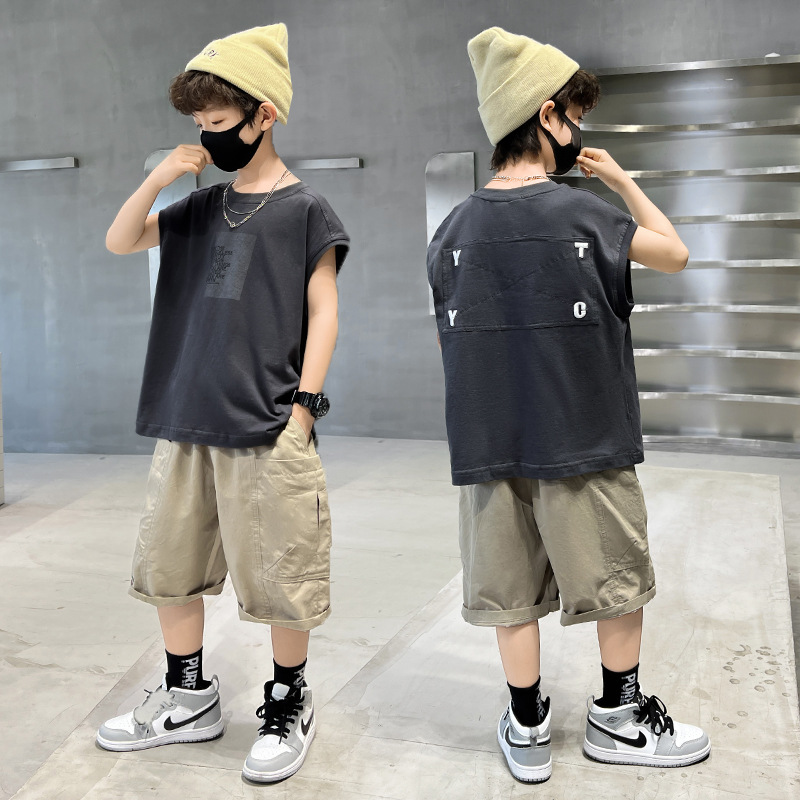 新品潮流男童夏季套装新款儿童薄款洋气运动休闲纯棉贴布背心两件