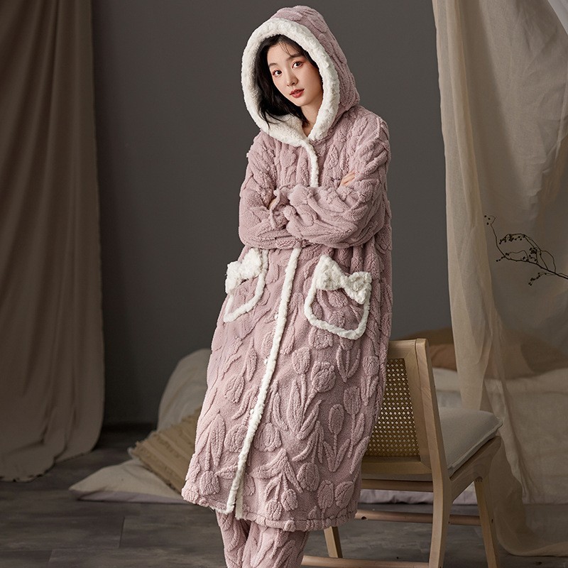 潮牌睡袍套装可爱少女加厚珊瑚绒保暖长款带帽法兰绒家居服睡衣女