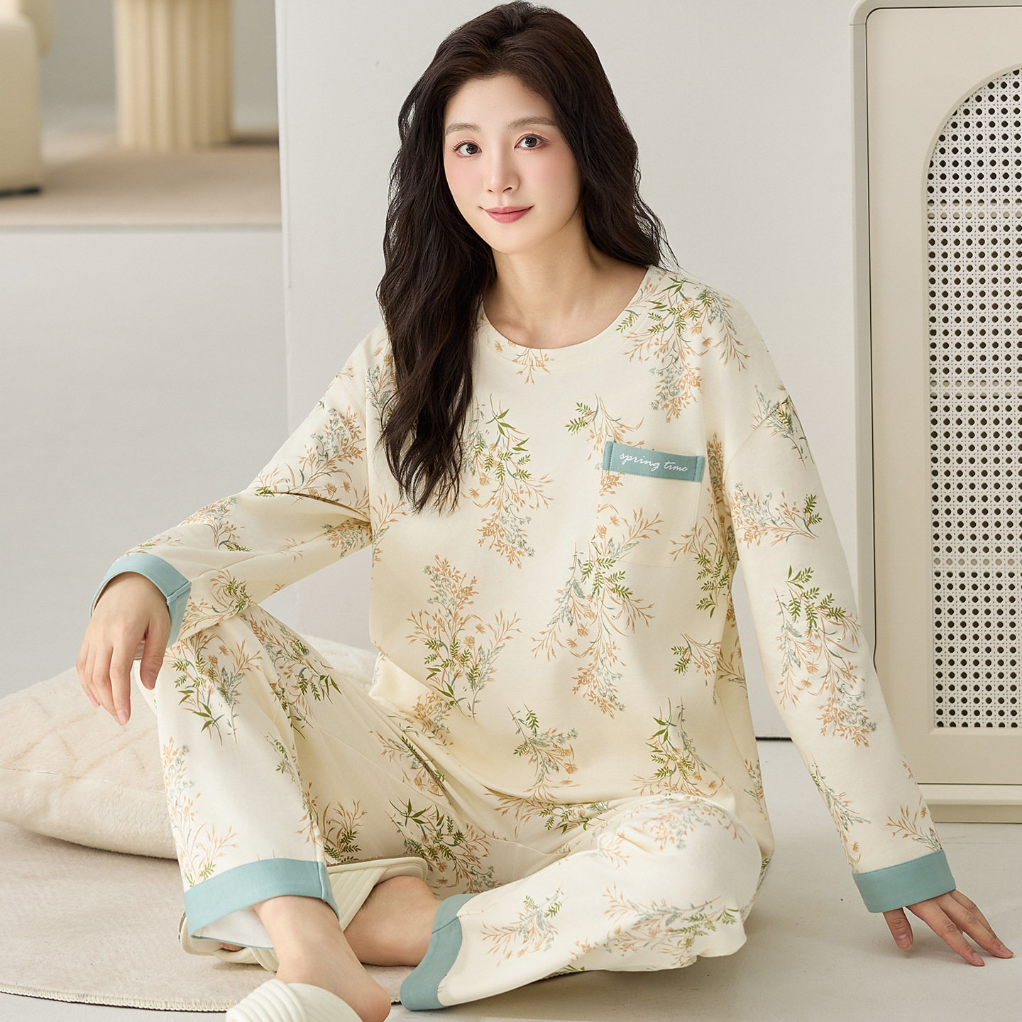 潮牌免穿文胸女士睡衣带胸垫套装棉质休闲韩版家居服两件长袖长裤