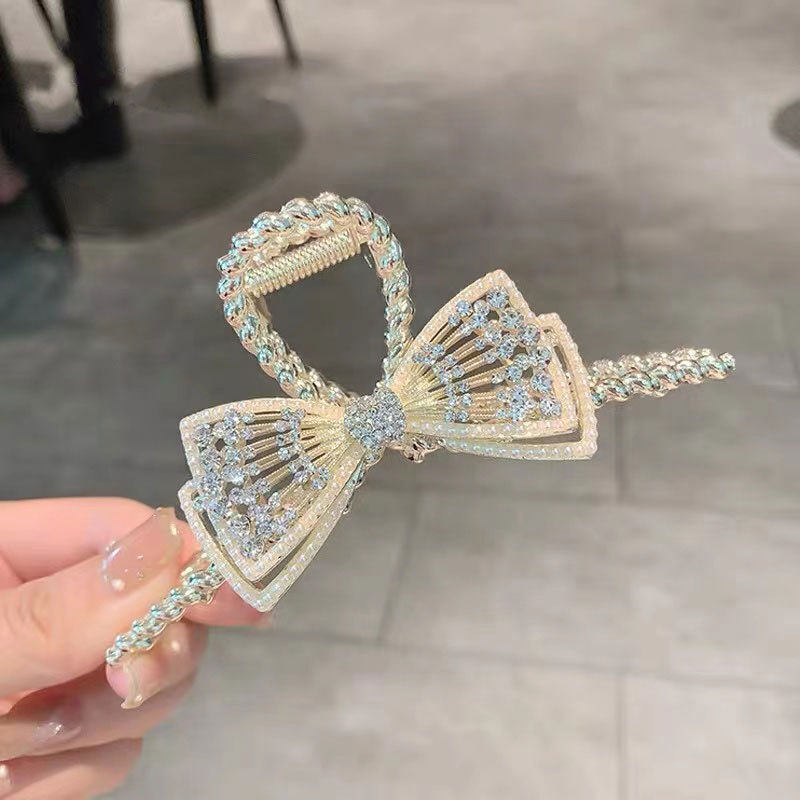 撤柜新款超仙珍珠蝴蝶结抓夹夏季气质高级感发夹后脑勺盘发鲨鱼夹