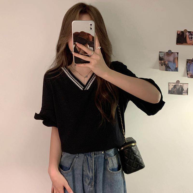 大码300斤黑色v领t恤短袖女装夏季设计感小众微胖遮肚子显瘦上衣