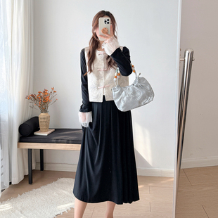 孕妇连衣裙套装2026早春新款轻奢高级感新中式马甲裙子春装两件套