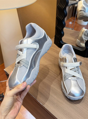 【内增高6厘米】夏季透气2025女休闲轻便魔术贴阿甘鞋010538