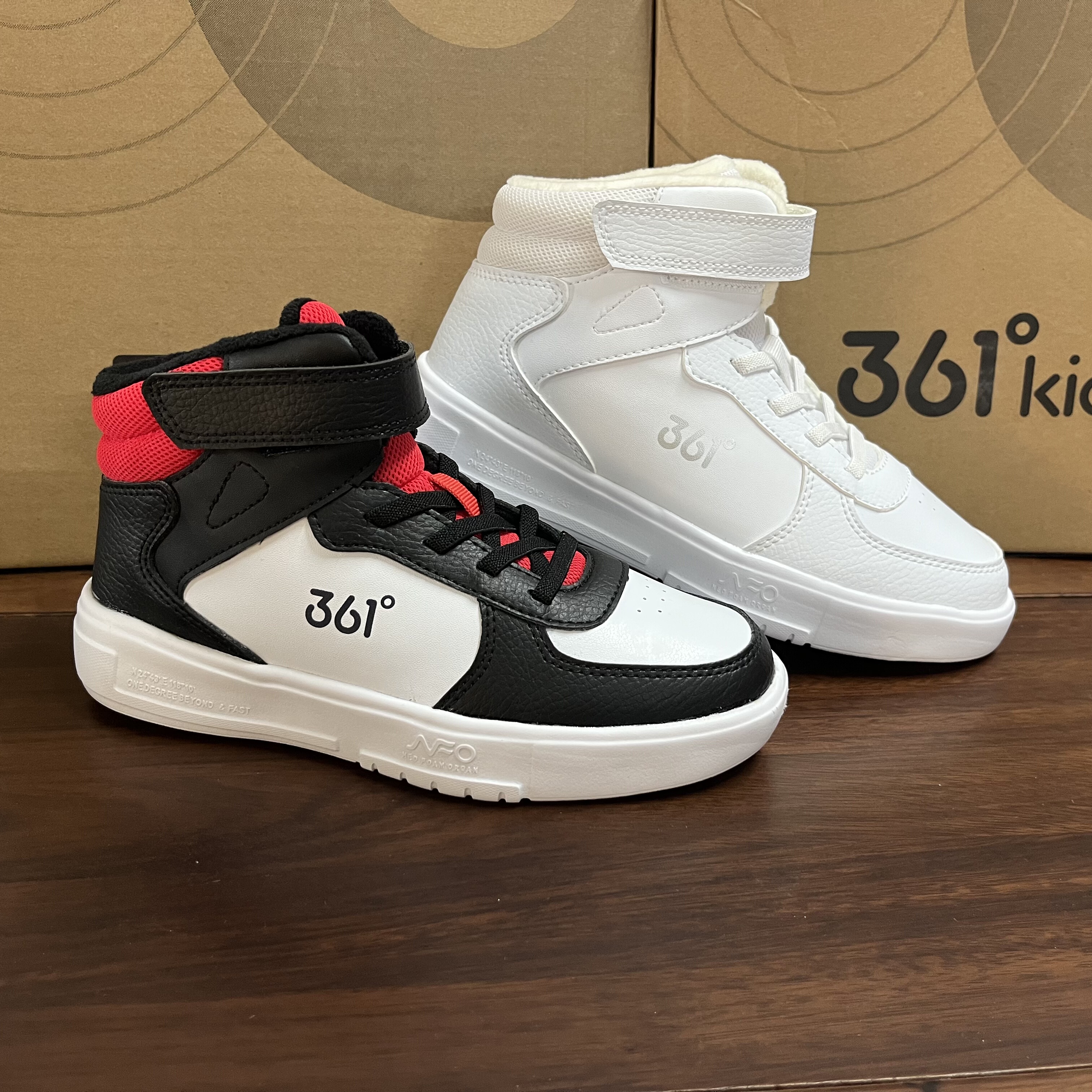 三十六度一冬季新款防水皮面高帮板鞋二棉鞋加绒男女童儿童小白鞋