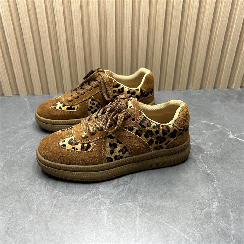 撤柜断码真皮马毛女鞋2025新款休闲时尚舒适牛皮德训鞋平底女板鞋