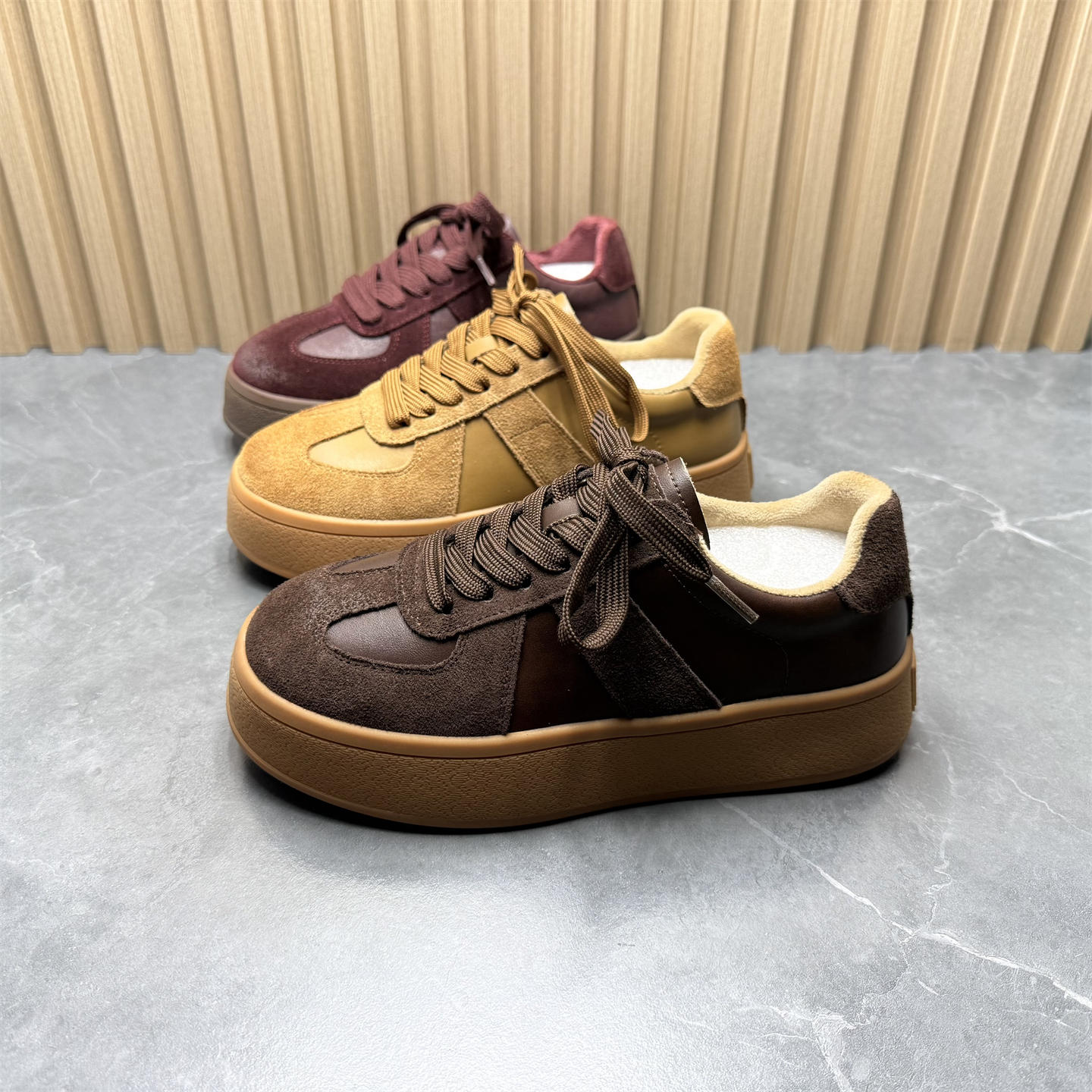 品牌撤柜断码2025春秋季新款休闲鞋加绒真皮阿甘鞋德训鞋复古棉鞋