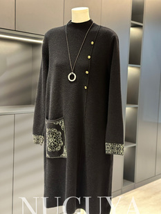 时尚洋气中长款针织连衣裙女妈妈装冬装新款大码中老年毛衣裙子厚