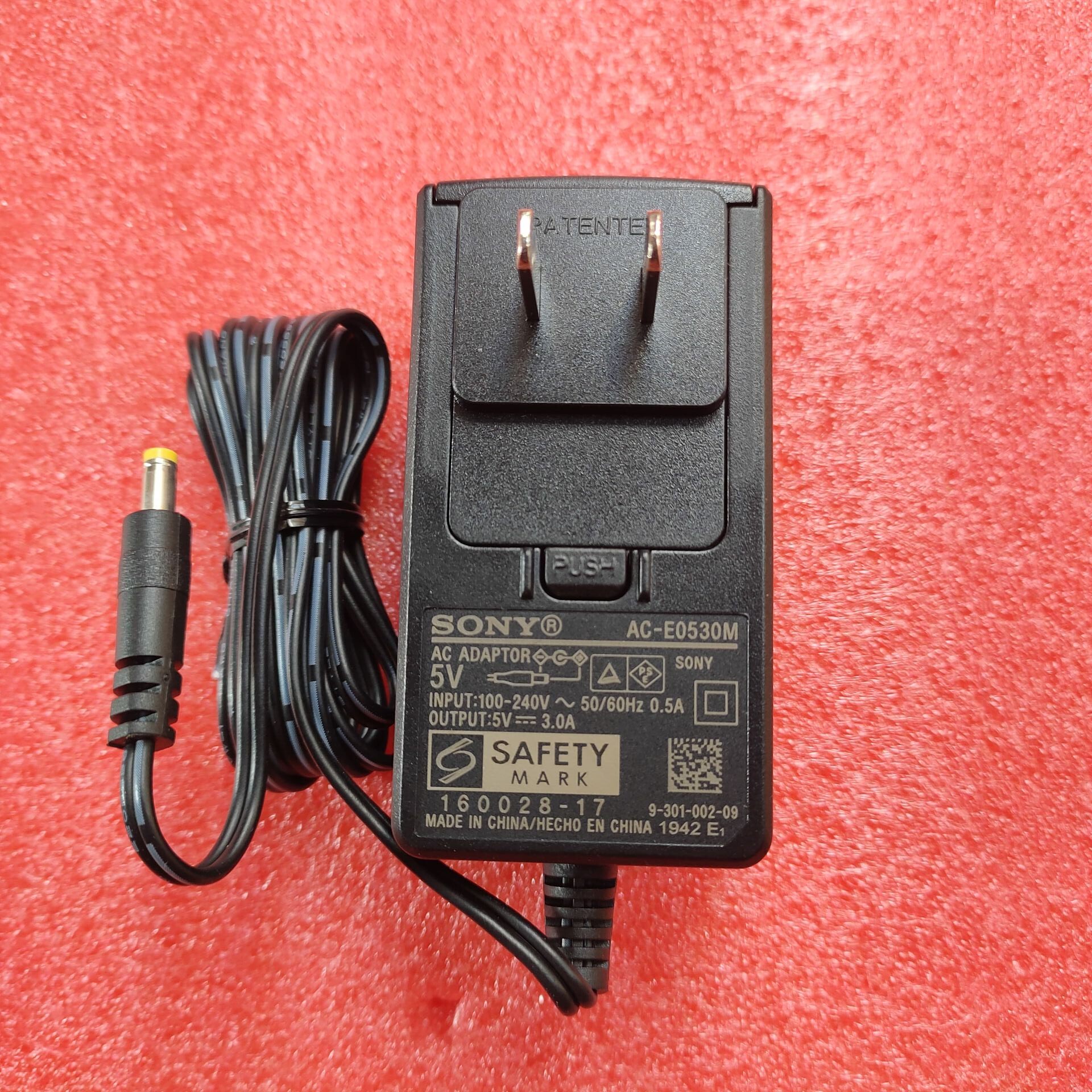 正品SONY索尼Sony SRS-XB30 41无线蓝牙音箱便携音响电源线充电5V