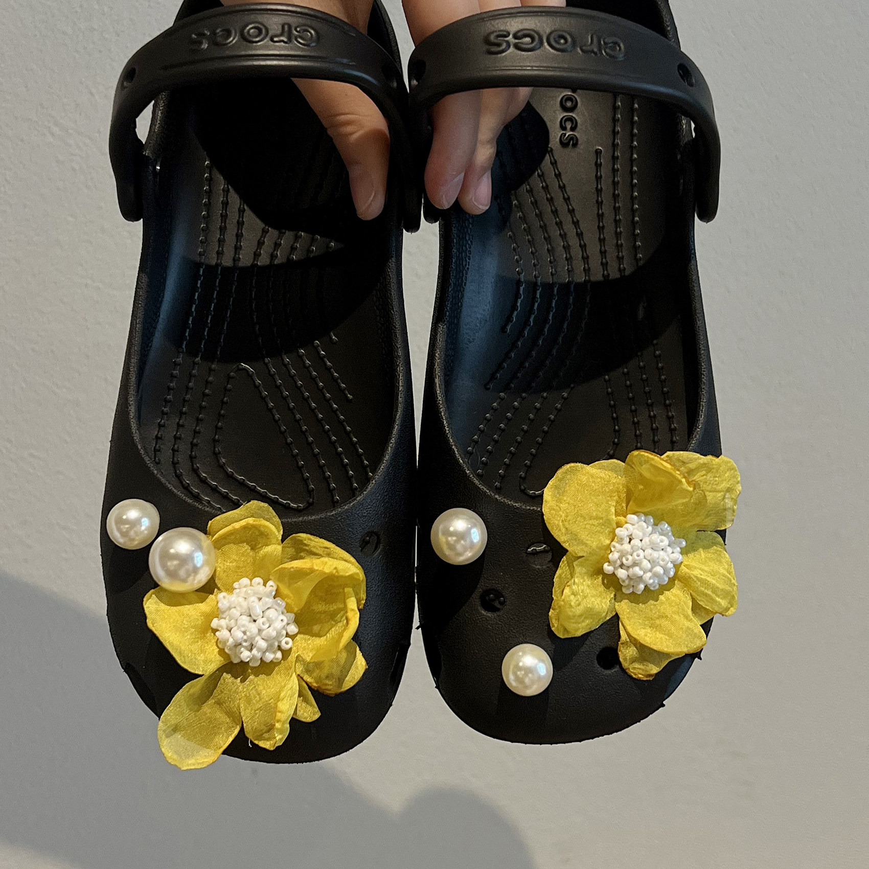 珍珠花朵洞洞鞋配饰鞋花crocs图片