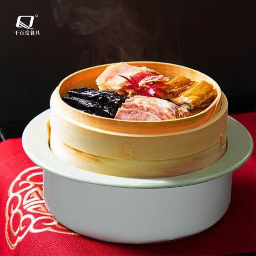 自发热蒸笼菜盘腊味合蒸小笼包