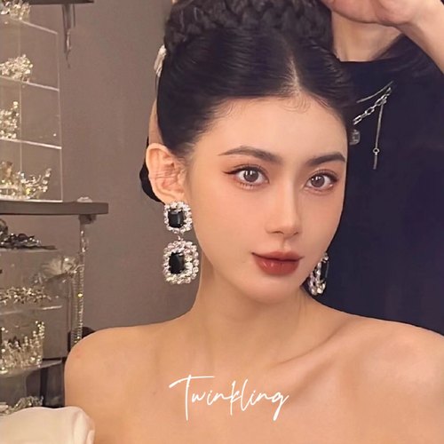 夸张重工满钻耳环复古宫廷奢华耳钉耳夹黑色气质新娘跟妆结婚饰品