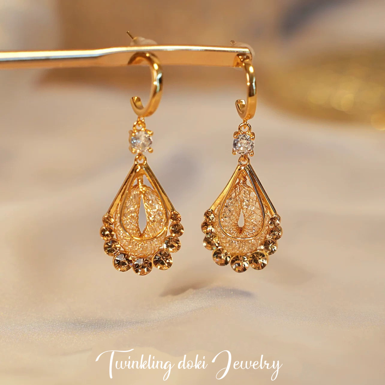 「茶系美人」复古港风耳夹气质水滴蚊香盘耳夹无耳洞优雅轻奢耳环,饰品/流行首饰/时尚饰品新,耳环,淘宝优惠券,粉丝福利购,淘宝优惠卷