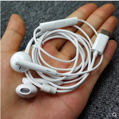 国货当自强 typec接口耳机 带解码芯片的半入耳耳机数字信号输出