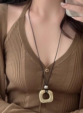 新中式树脂女慵懒风项链