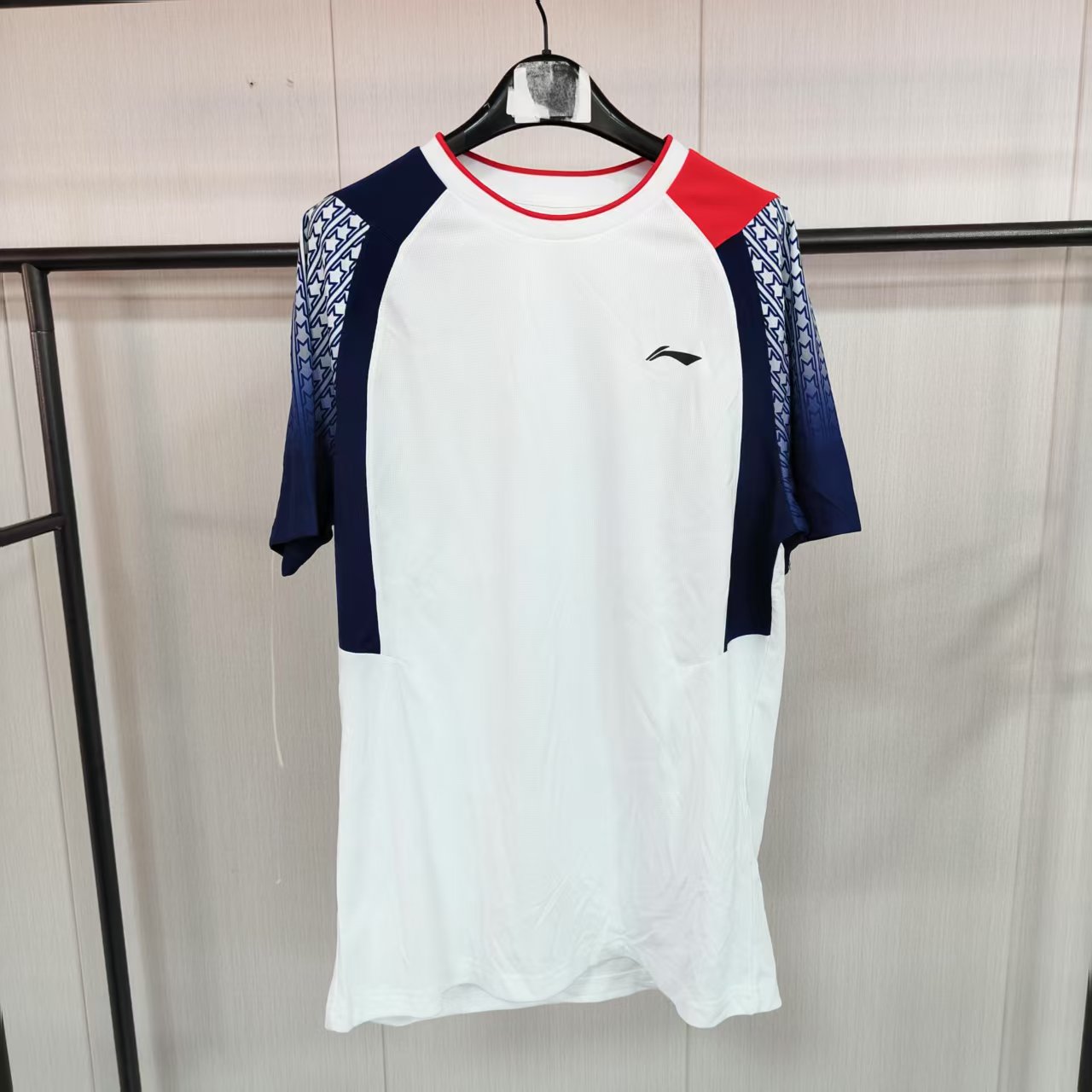 《购买前看详情B品》李宁短袖羽毛球服夏季男款速干透气短袖AATP0