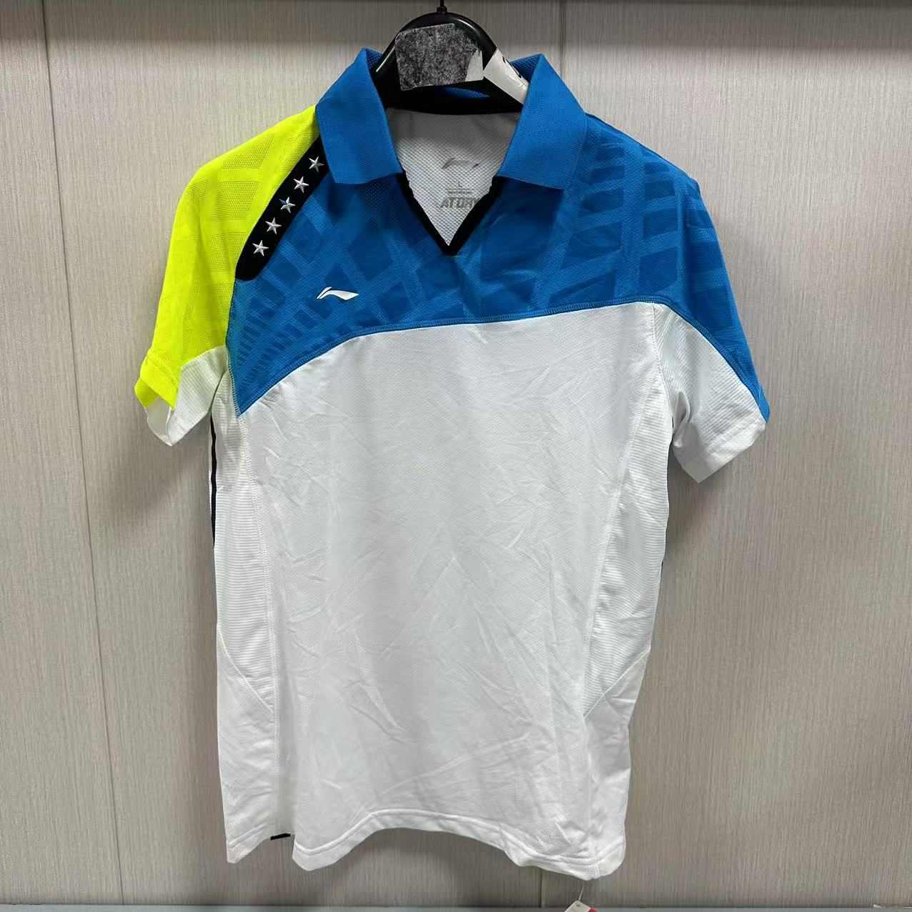 《购买前看详情B品》李宁女子运动短袖羽毛球系列比赛上衣AAYJ026