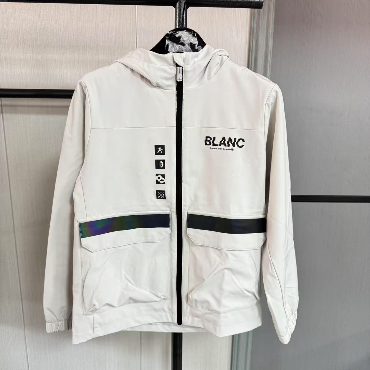 【B品特价清仓】安踏冲锋衣男女大童同款休闲外套D8000-225
