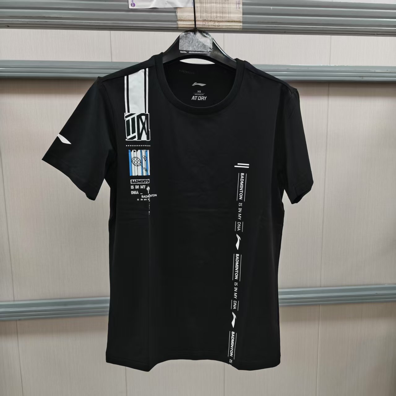 《购买前看详情B品》李宁短袖男款休闲宽松百搭凉爽圆领T恤AHSP62