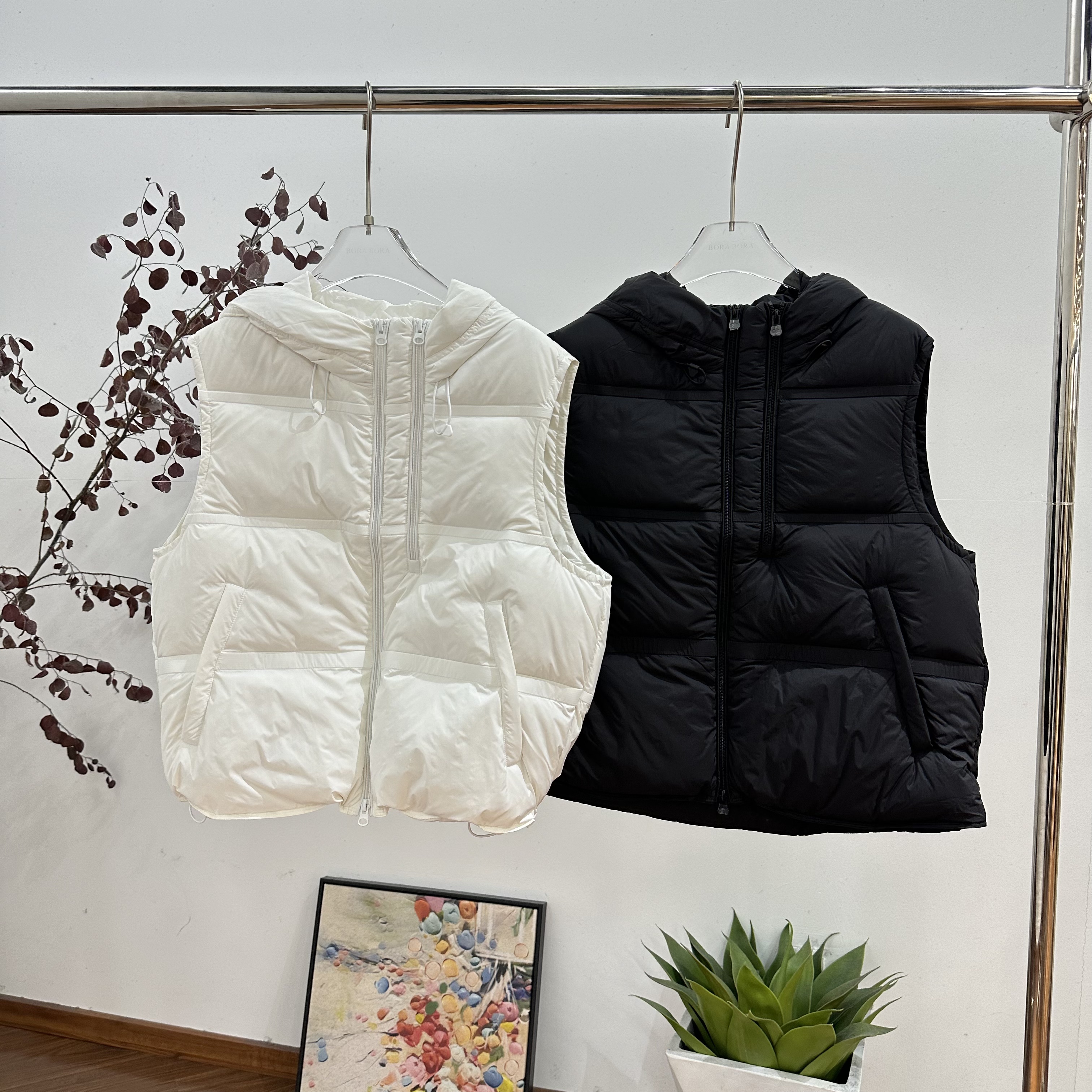 现货 欧货正品女装代购2025冬季新款净色双拉链连帽鸭绒马甲外套