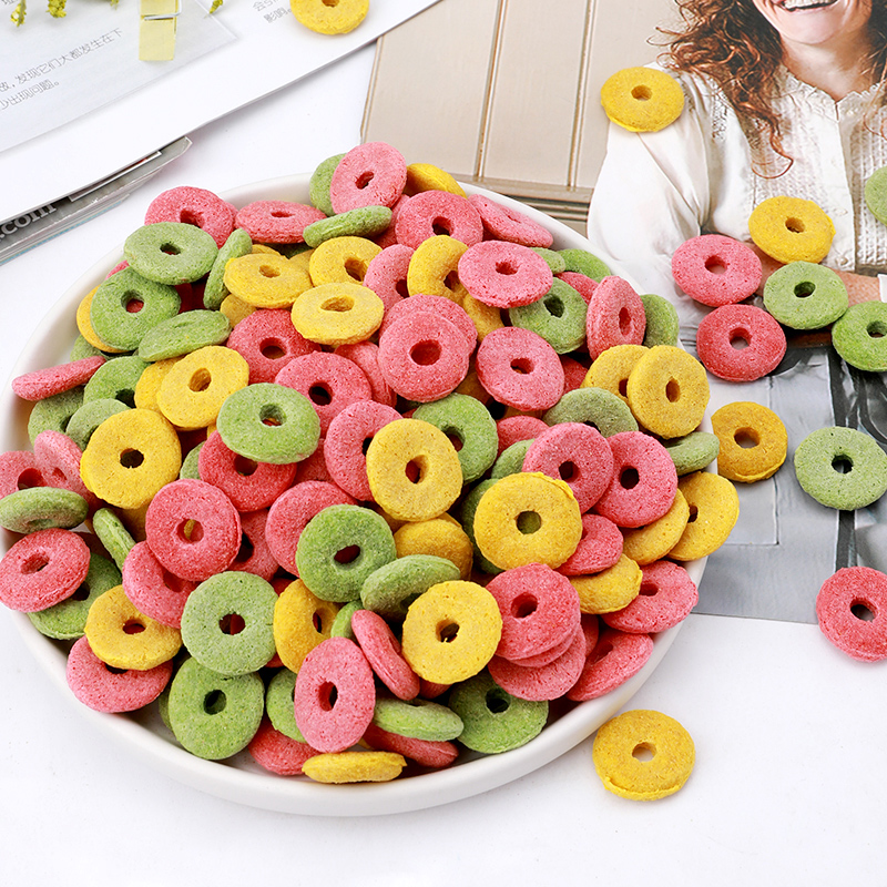 高纤维什锦谷物磨牙三色草圈零食