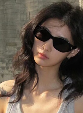 新款复古可可镜这样不规则太阳镜ins网红个性高级窄框显瘦