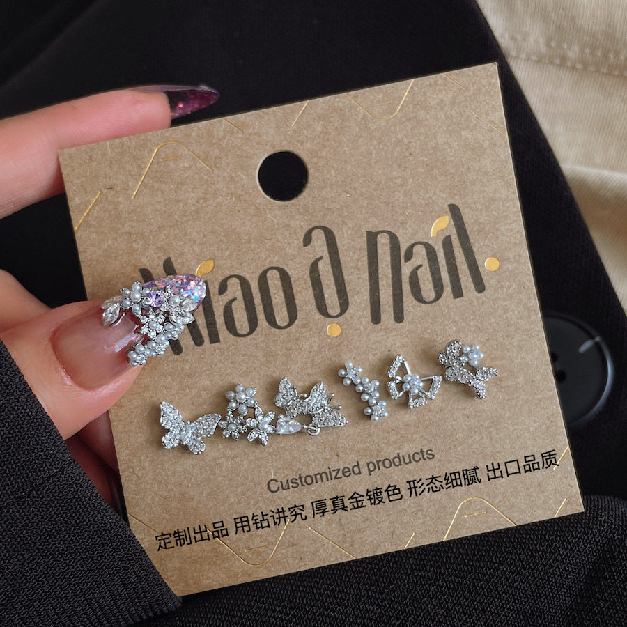 XIAO A NAIL定制出品蝴蝶锆石美甲金属饰品珍珠白金色镶钻指甲贴,彩妆/香水/美妆工具,指甲装饰,淘宝优惠券,粉丝福利购,淘宝优惠卷