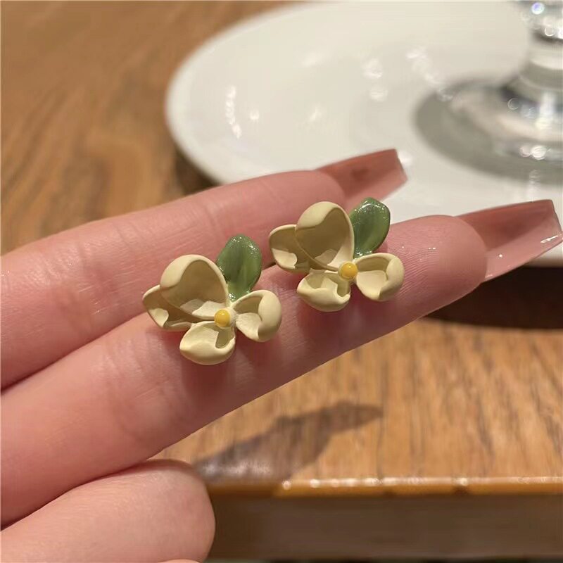 小众设计感无耳洞耳饰