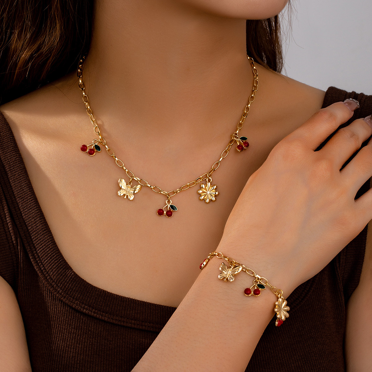 蝴蝶樱桃项链项链手链套装女    双色几何吊坠时尚简约感高级轻奢,饰品/流行首饰/时尚饰品新,组合套装,淘宝优惠券,粉丝福利购,淘宝优惠卷