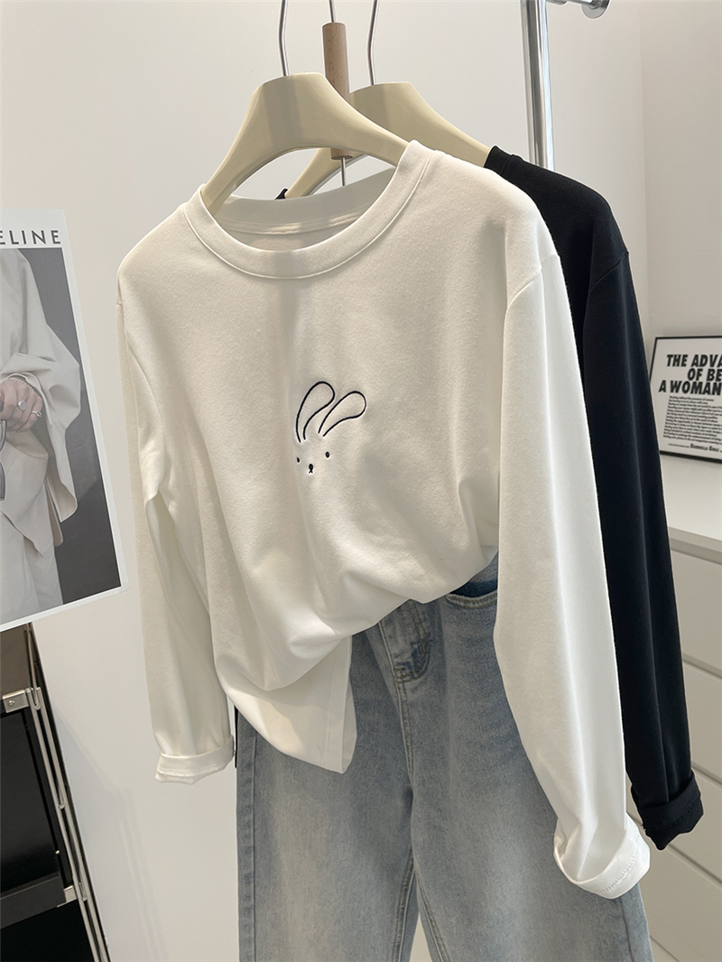 磨毛白色上衣内搭打底衫