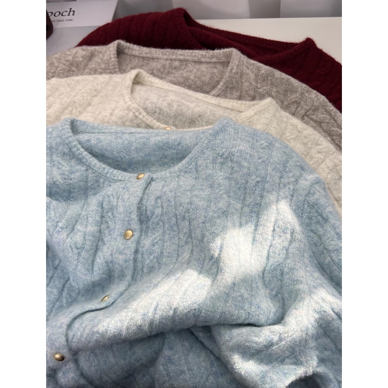 针织开衫女秋冬叠穿小金扣毛衣