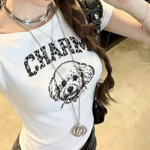 十三行卡通小狗印花斜肩短袖T恤女26夏新款韩系修身显瘦辣妹上衣