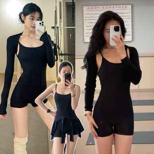 黑色普拉提套装高级感带胸垫吊带连体衣绝美运动健身披肩瑜伽上衣