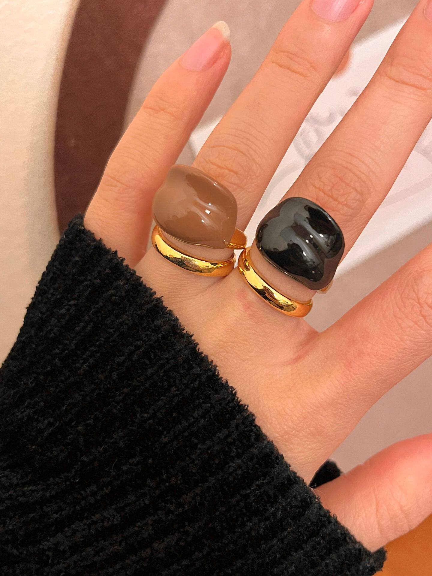 美拉德巧克力色金属珐琅双拼色指环戒可爱嘴唇双层气质高级感戒指