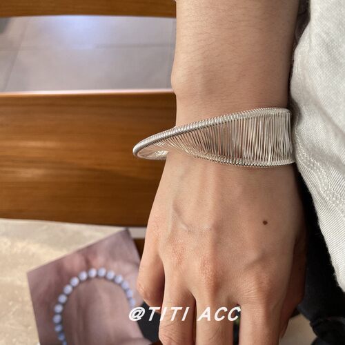 韩系银色不规则金属手镯女小众设计感高级轻奢气质百搭手环手饰潮