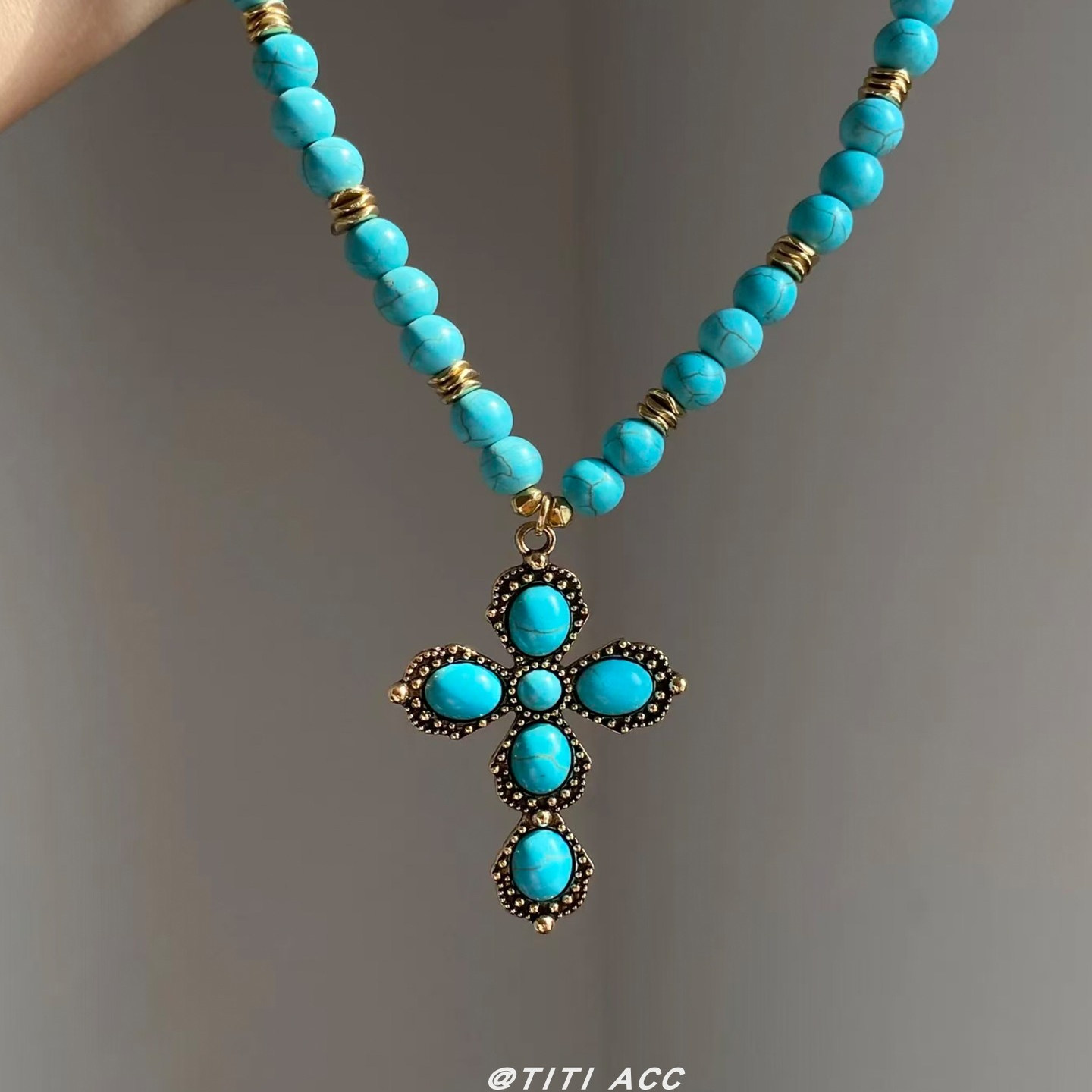 波西米亚民族风仿绿松石十字架吊坠串珠项链女精致显贵长款毛衣链