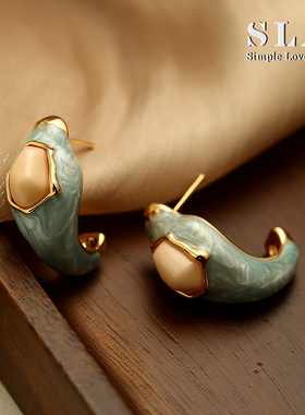 Simple Love Acc私家   法式复古浅绿色滴釉小海豚气质银针耳环女