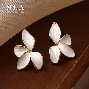 2025年爆款 Acc私家 花朵画油冷淡风百搭银针耳环女 Love Simple