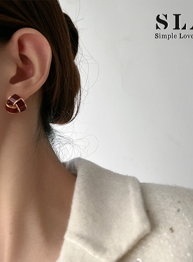 SLA私家 折叠三角形滴釉本命年红色耳钉 s925银针精致小巧耳环女